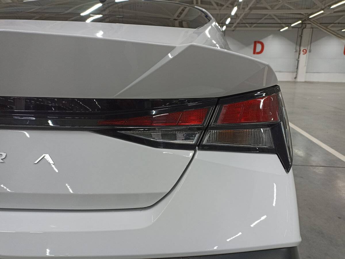 Hyundai Elantra, 2023 Фото №9
