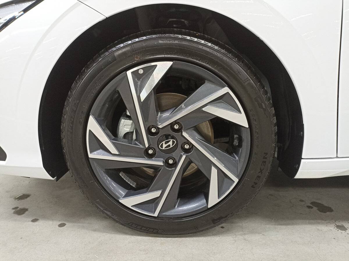 Hyundai Elantra, 2023 Фото №17