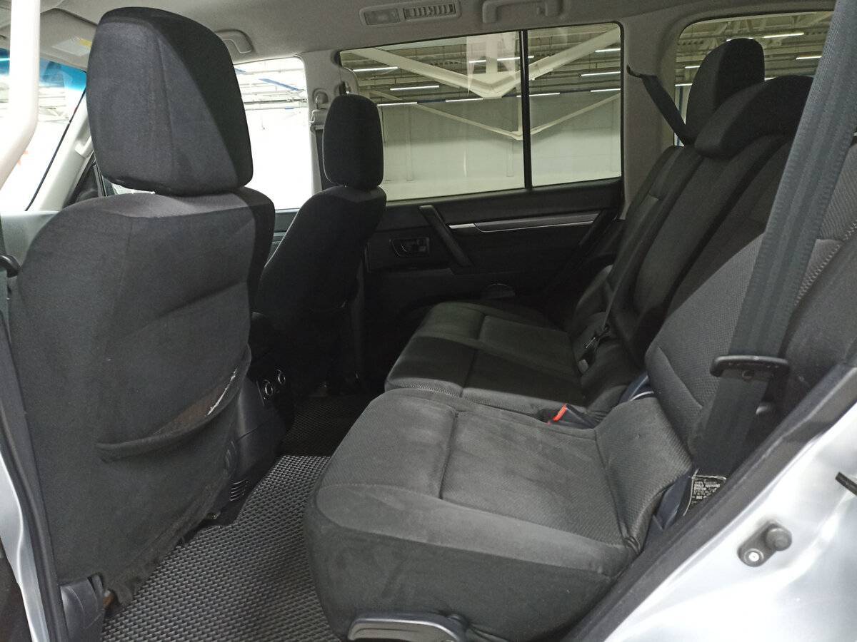 Mitsubishi Pajero, 2011 Фото №12