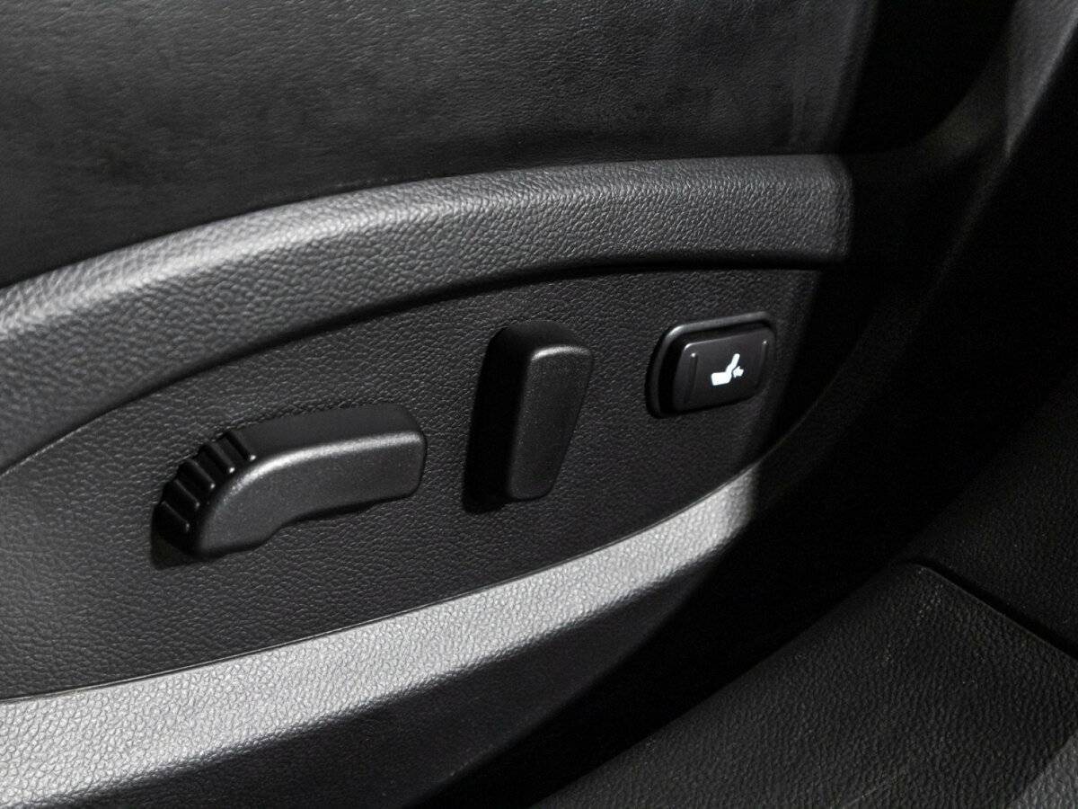 Infiniti QX70, 2016 Фото №16