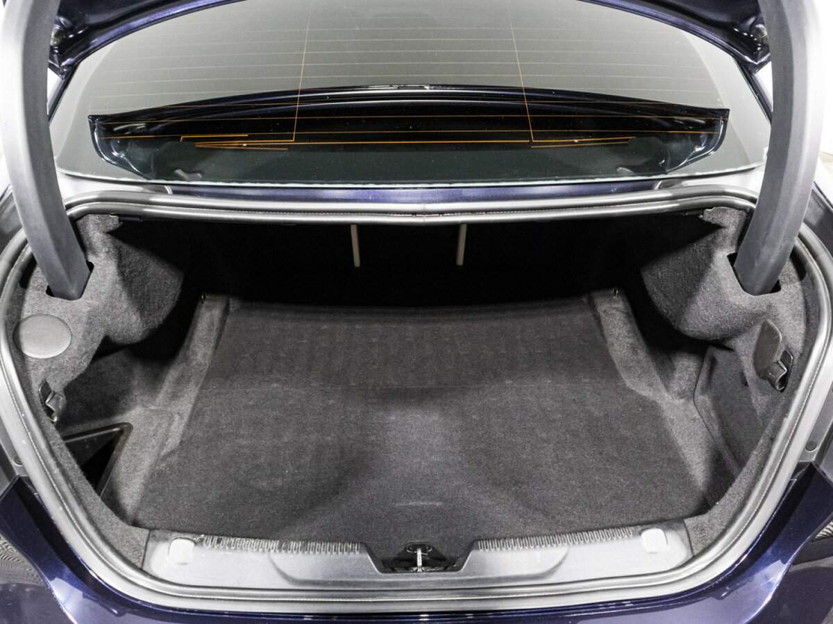 Jaguar XE, 2016 Фото №15