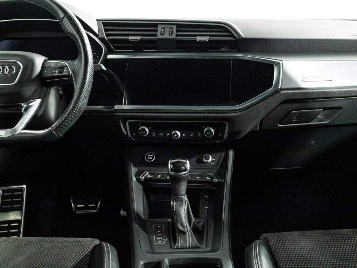 Audi Q3 Sportback 40 TFSI, 2020 Фото №14