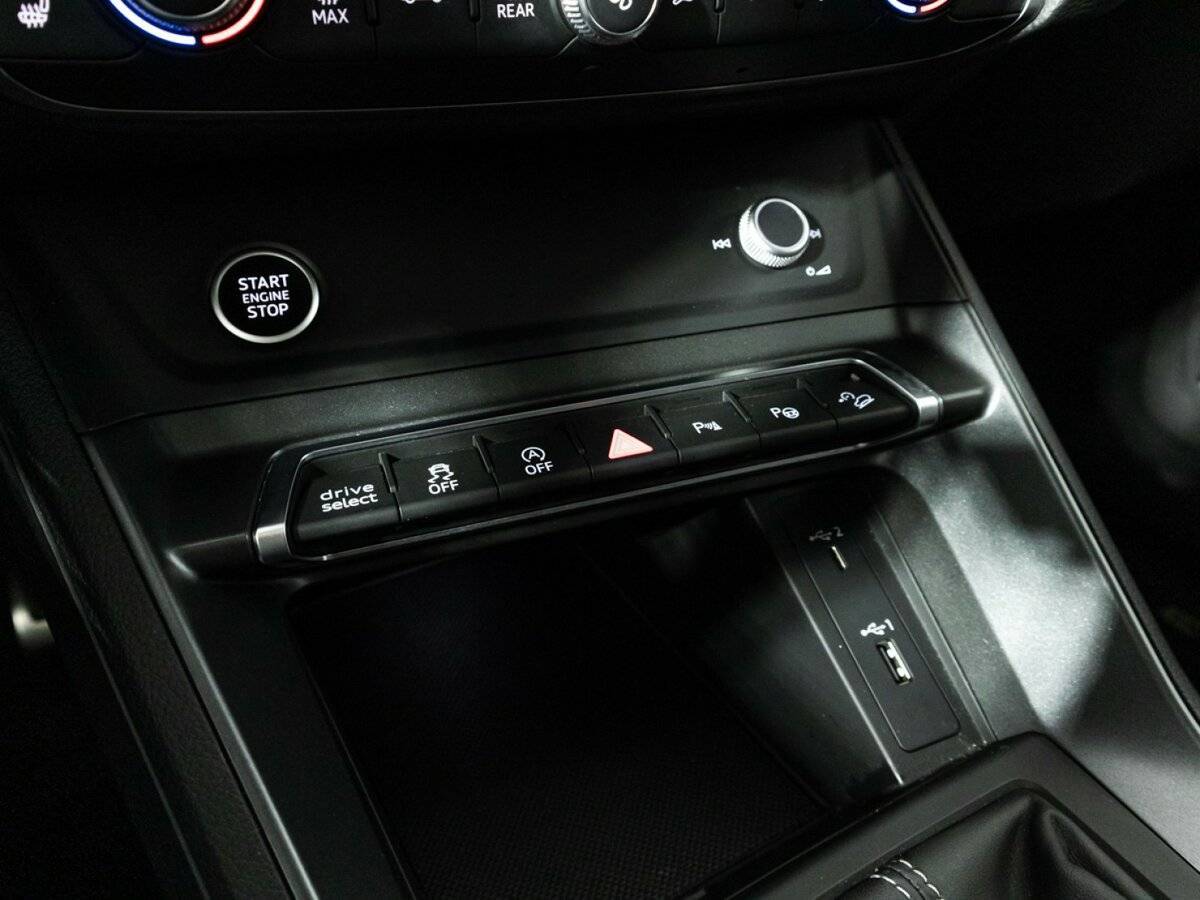 Audi Q3 Sportback 40 TFSI, 2020 Фото №21