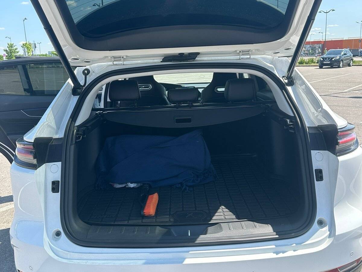 Changan UNI-K, 2023 Фото №9