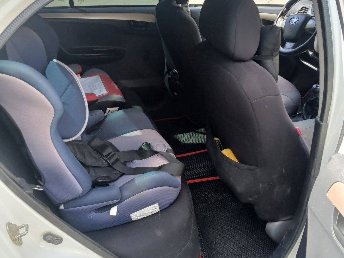 FAW V5, 2013 - 197 000 км. | Фото №7