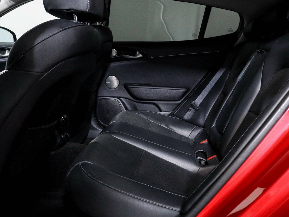 Kia Stinger, 2019 Фото №6