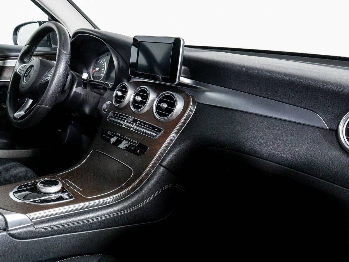 Mercedes-Benz GLC 250, 2017 Фото №9