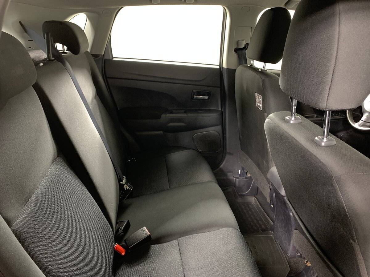 Mitsubishi ASX, 2011 Фото №17