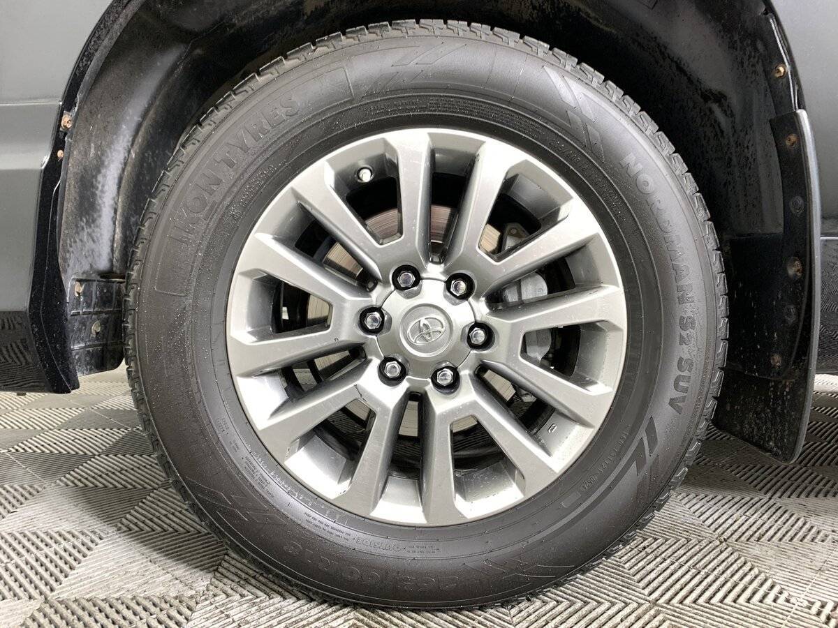 Toyota Land Cruiser Prado, 2018 Фото №9