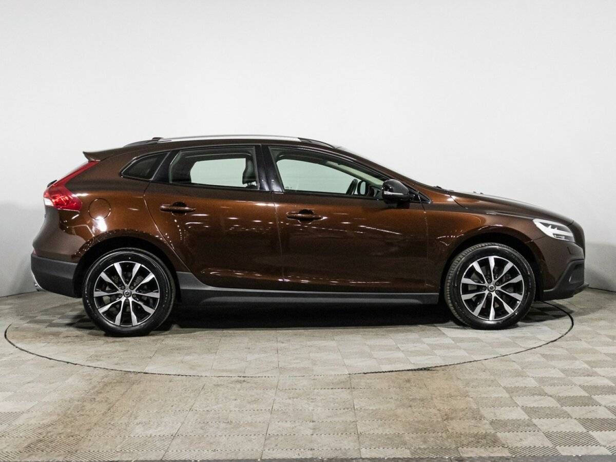 Volvo V40 Cross Country, 2019 - 51 192 км. | Фото №4