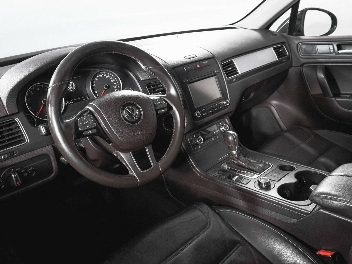 Volkswagen Touareg, 2011 Фото №14