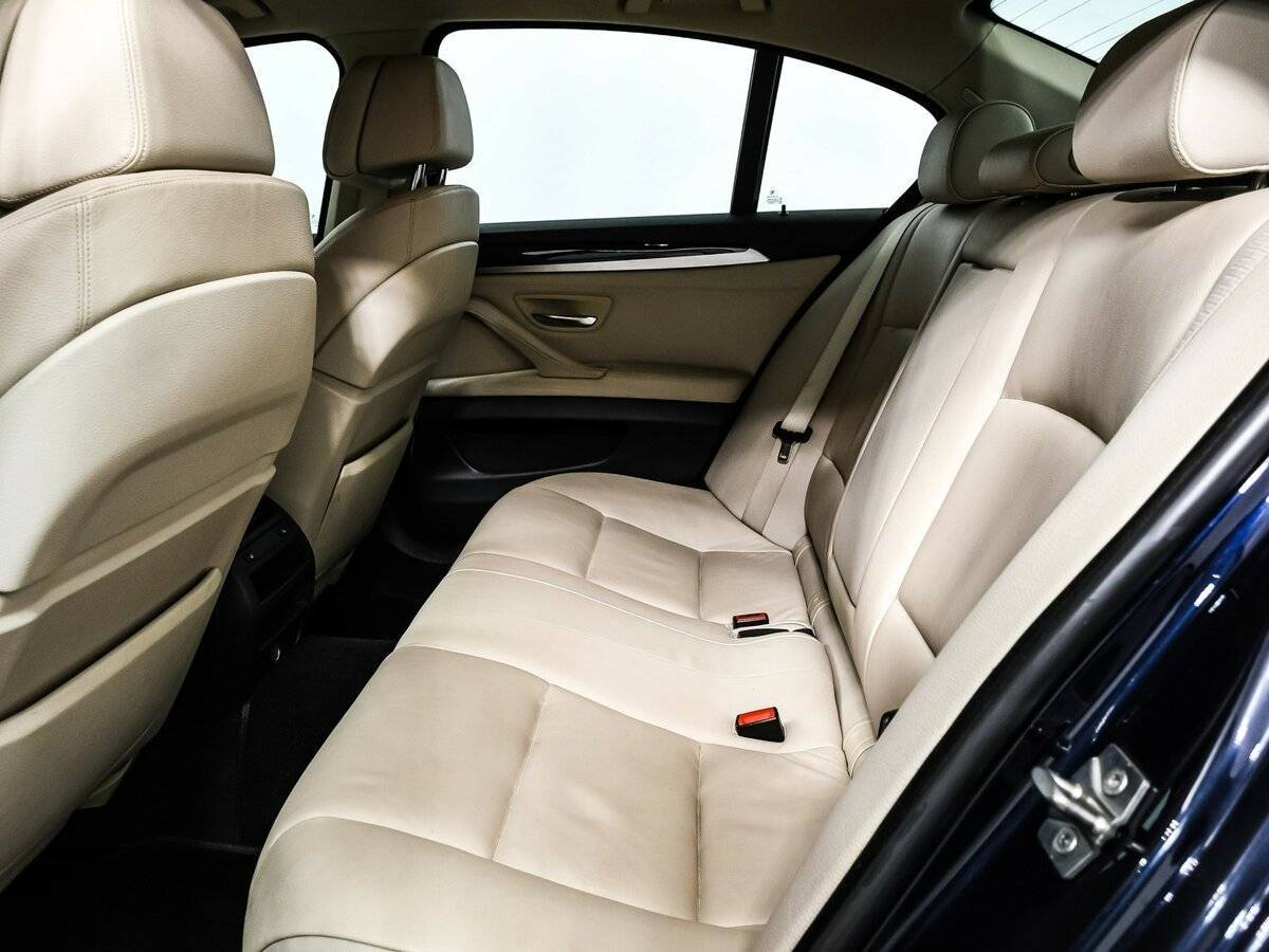 BMW 5 серии 530d, 2010 Фото №12