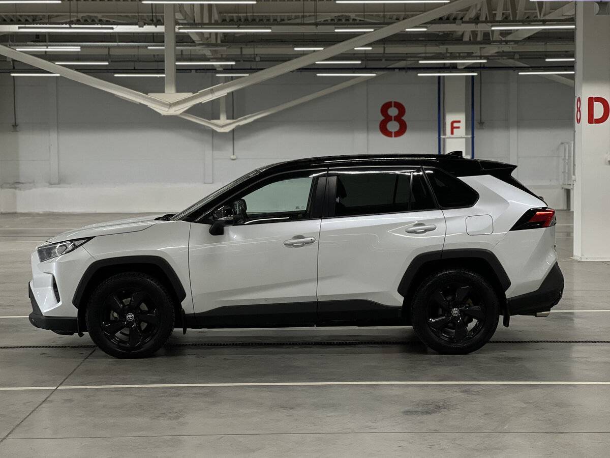Toyota RAV4, 2021 - 88 680 км. | Фото №8