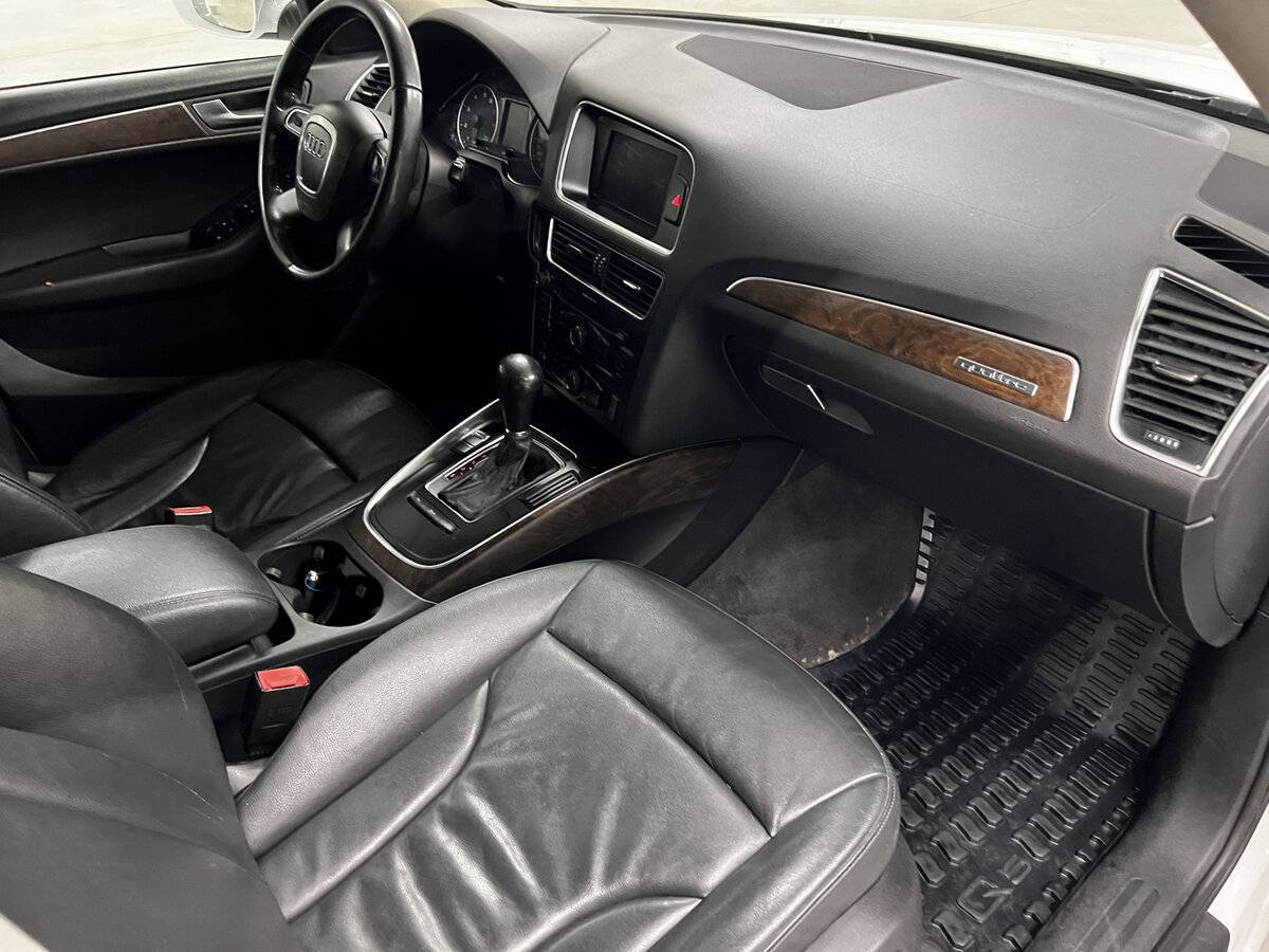 Audi Q5, 2010 Фото №11