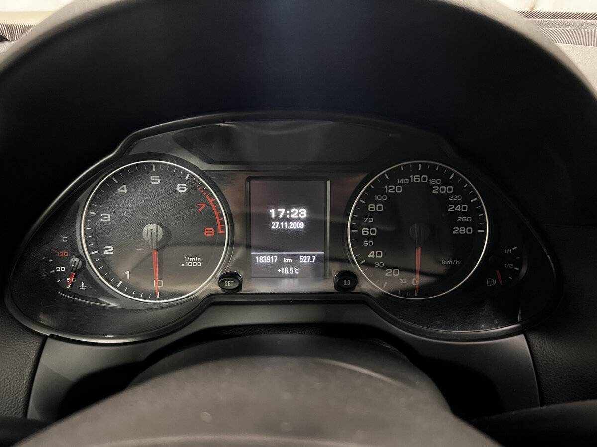 Audi Q5, 2010 Фото №13