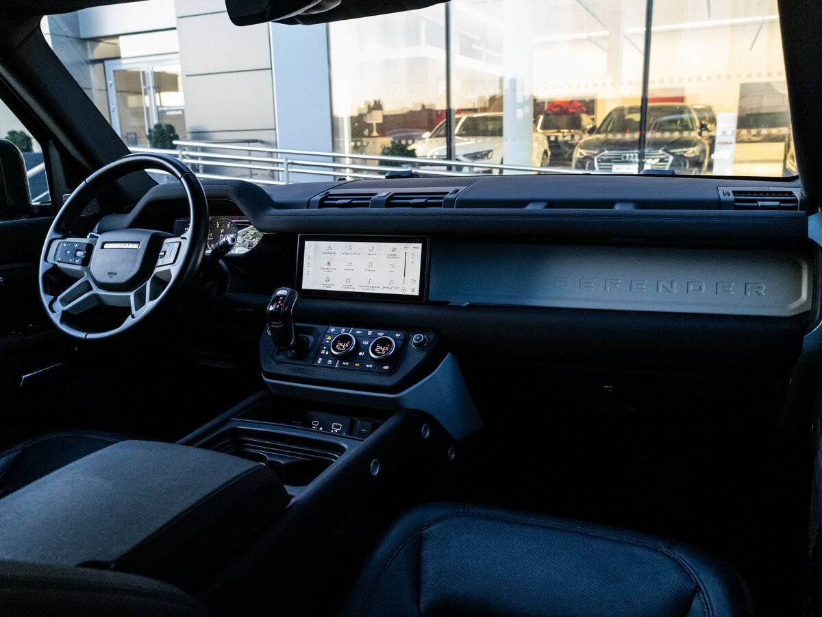 Land Rover Defender 110, 2021 Фото №9