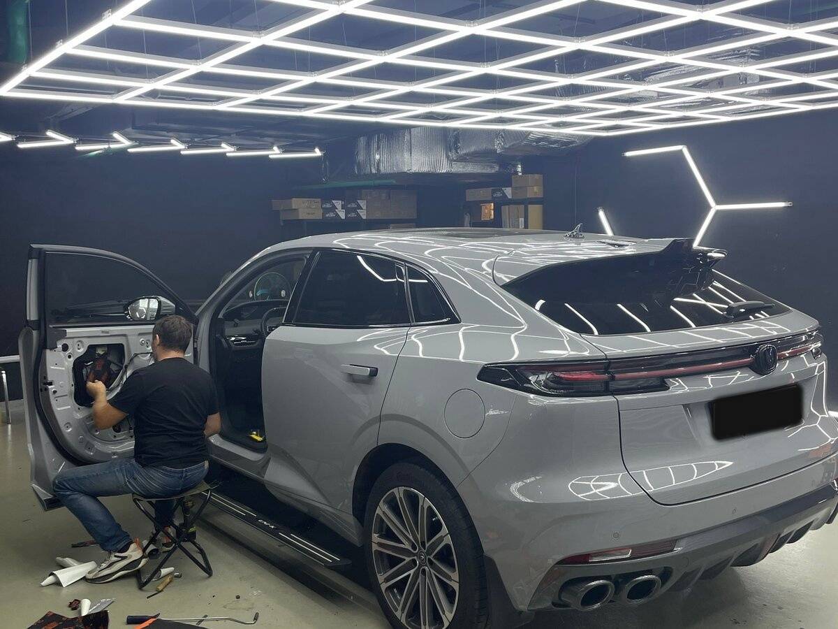 Changan UNI-K, 2023 Фото №7