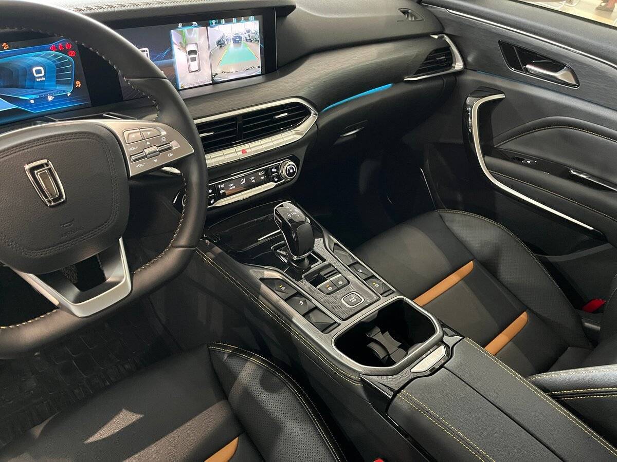 FAW Bestune T77, 2022 Фото №14