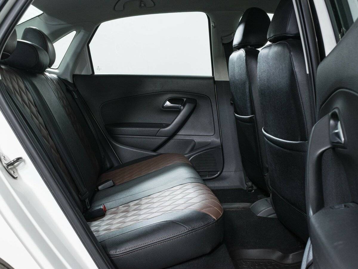 Volkswagen Polo, 2011 Фото №10