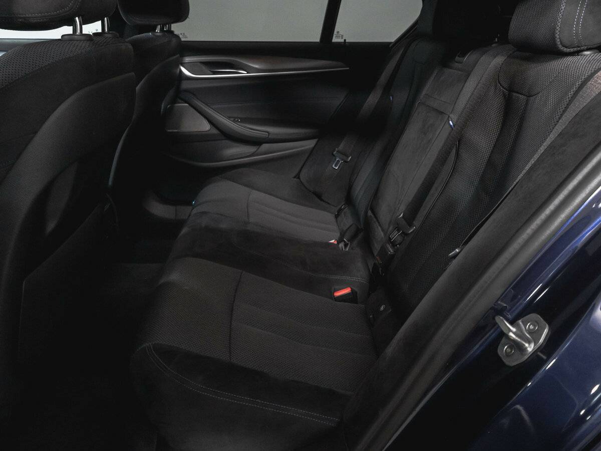 BMW 5 серии 530i xDrive, 2019 Фото №10