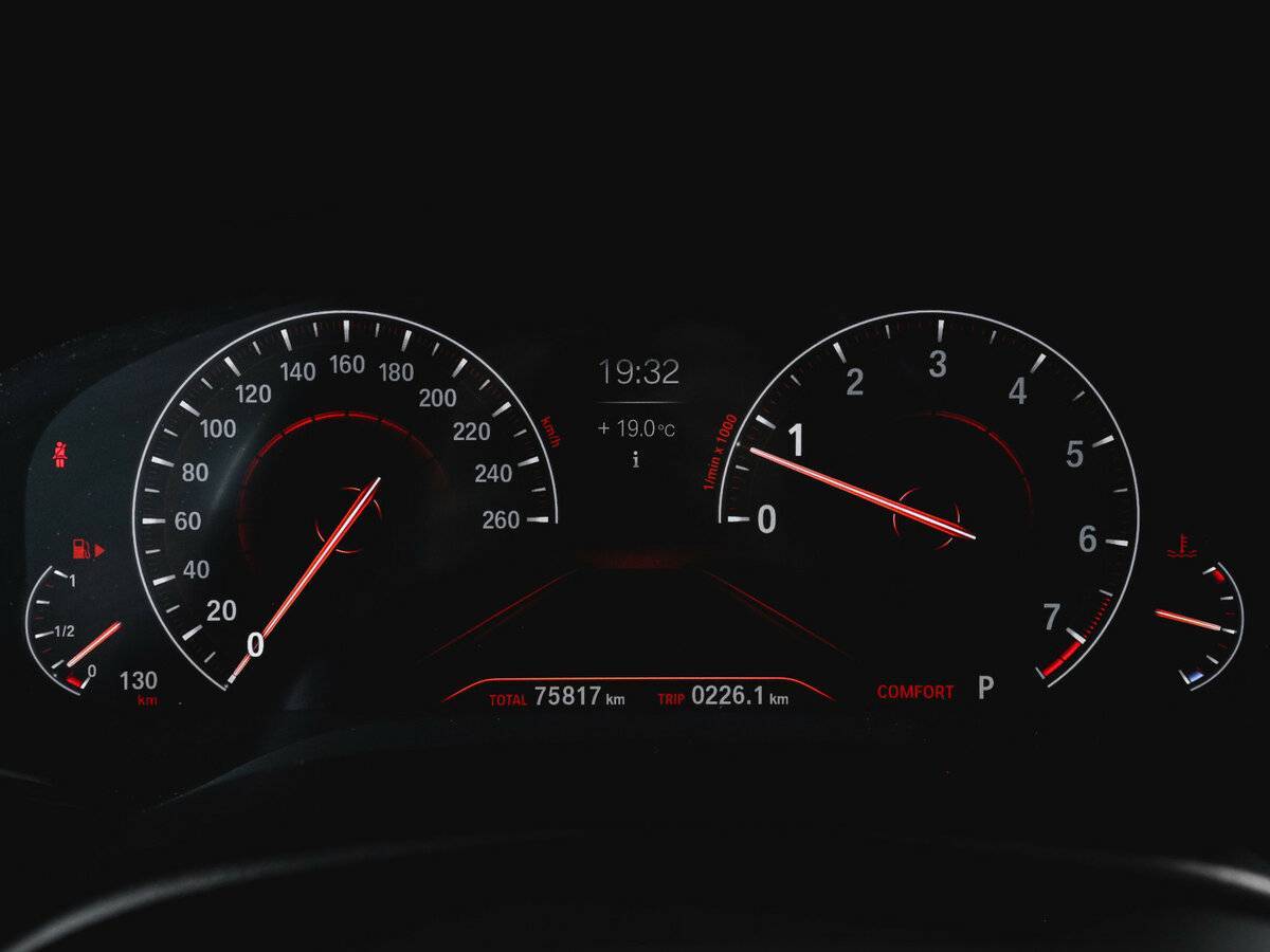 BMW 5 серии 530i xDrive, 2019 Фото №11