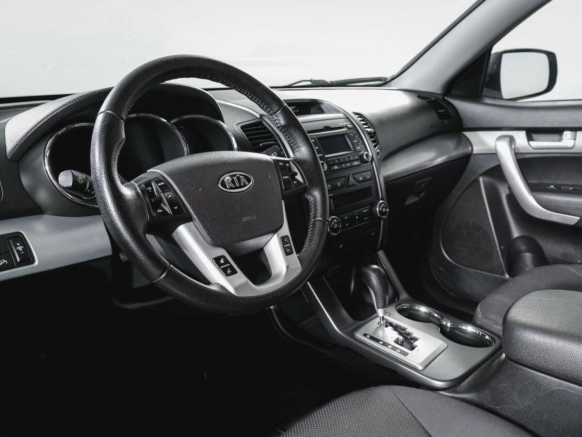 Kia Sorento, 2011 Фото №14
