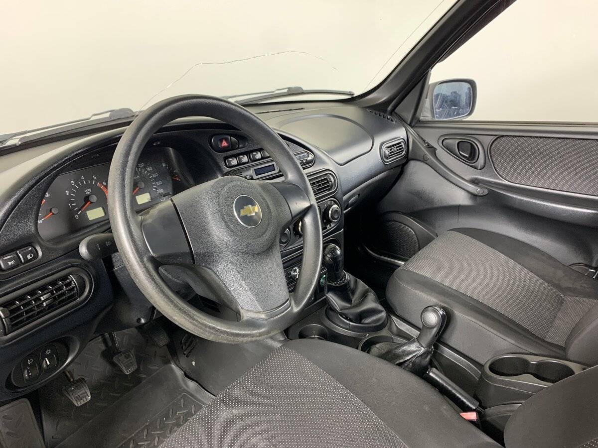 Chevrolet Niva, 2011 Фото №11