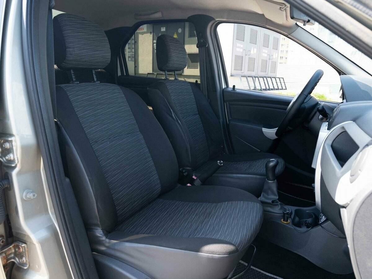 Renault Logan, 2010 Фото №13