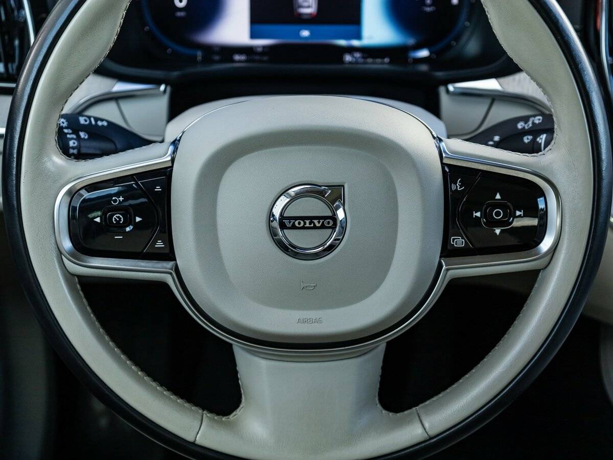 Volvo XC60, 2021 Фото №20