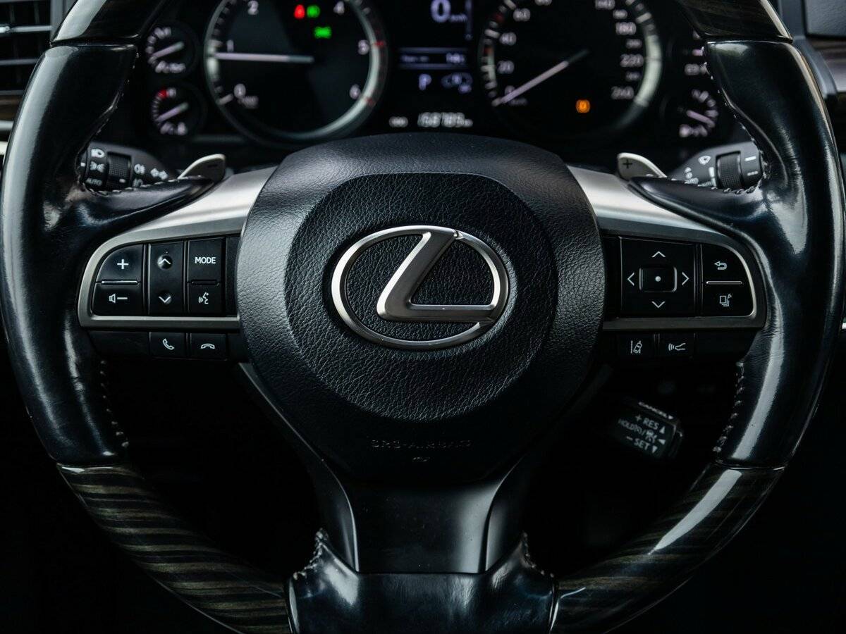 Lexus LX 450d, 2018 Фото №16