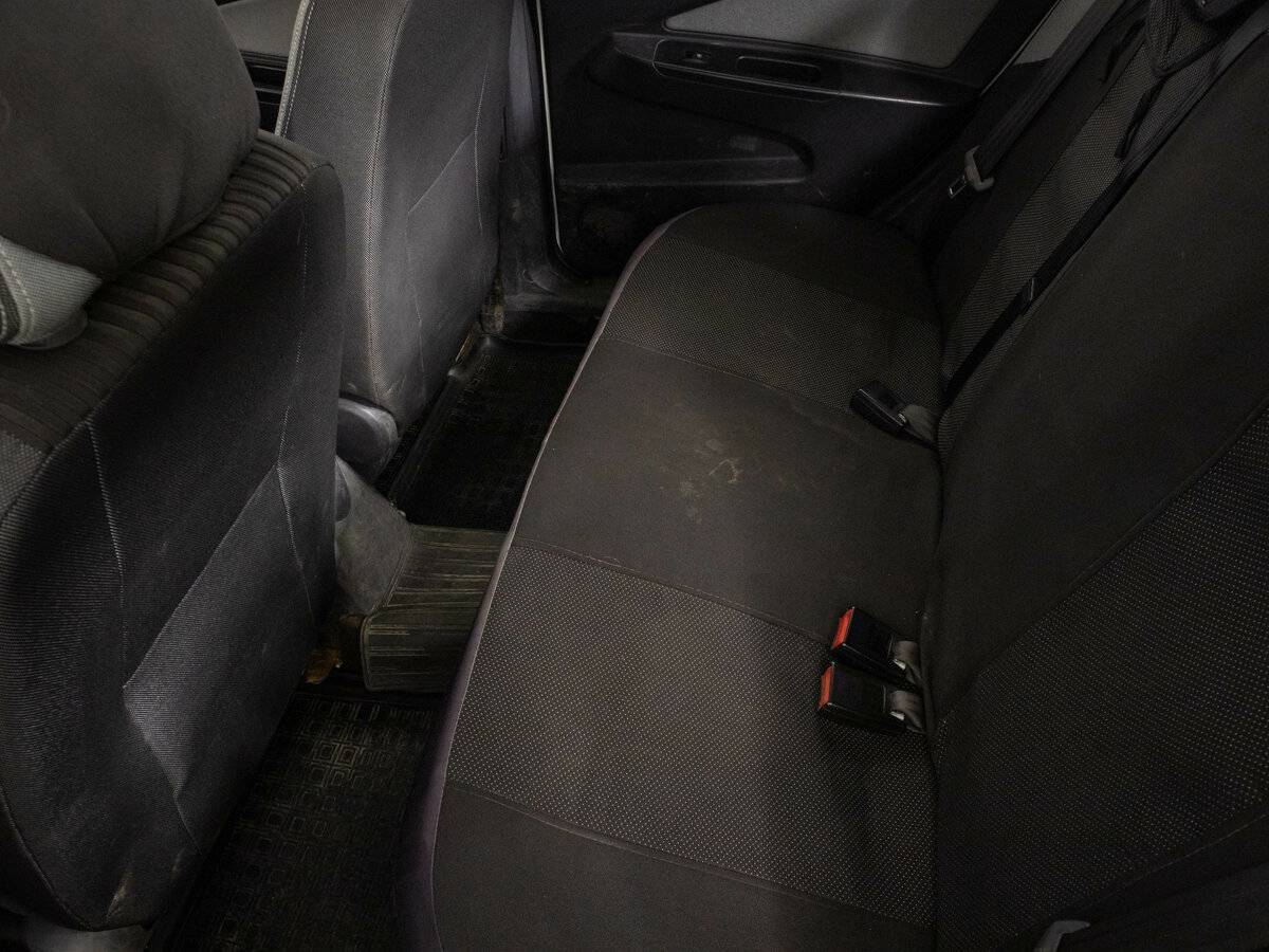 FAW Oley, 2014 - 52 000 км. | Фото №8