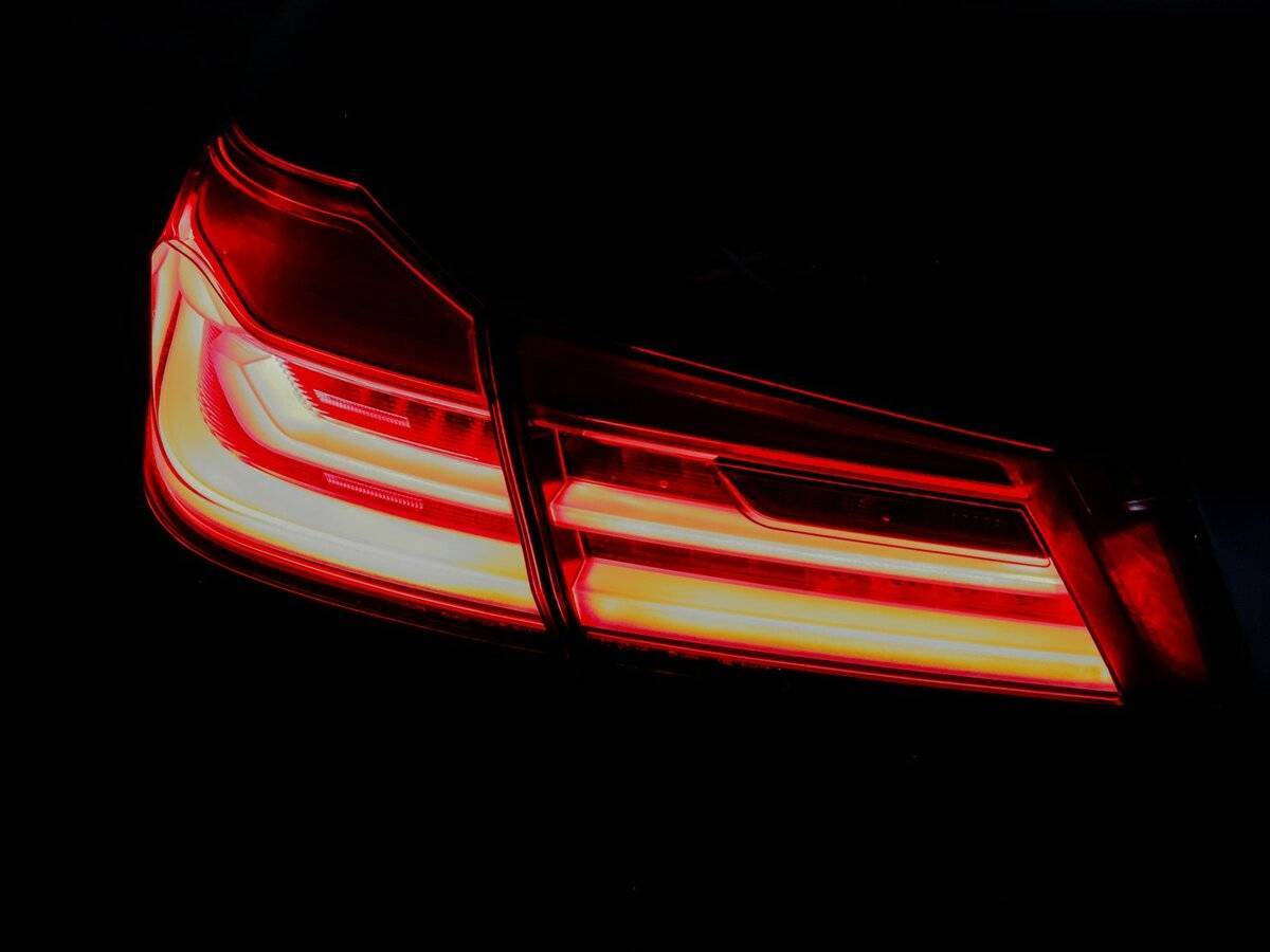 BMW 5 серии 520d xDrive, 2018 Фото №24