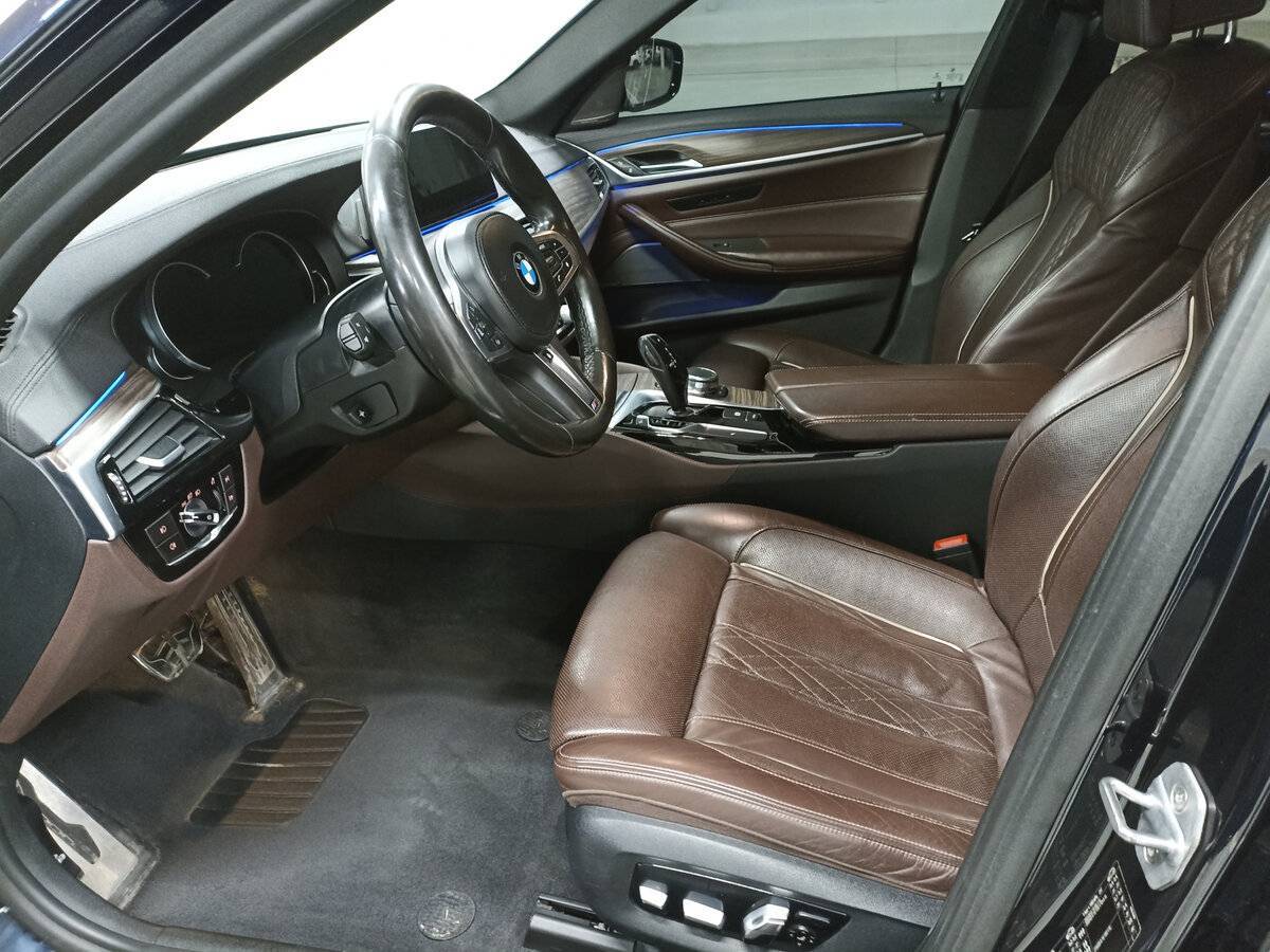 BMW 5 серии 530d xDrive, 2017 Фото №16