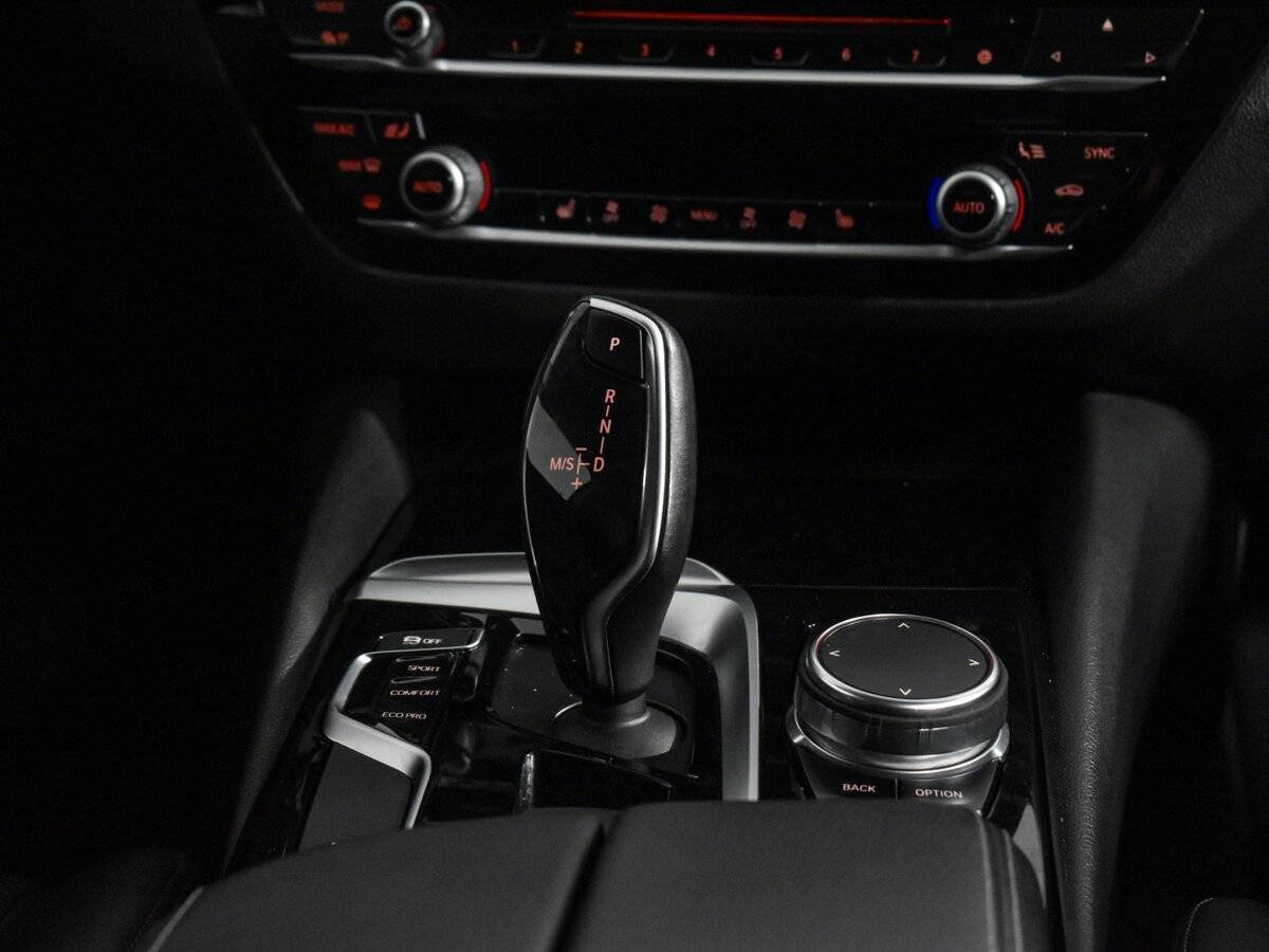 BMW 5 серии 520d, 2017 Фото №18