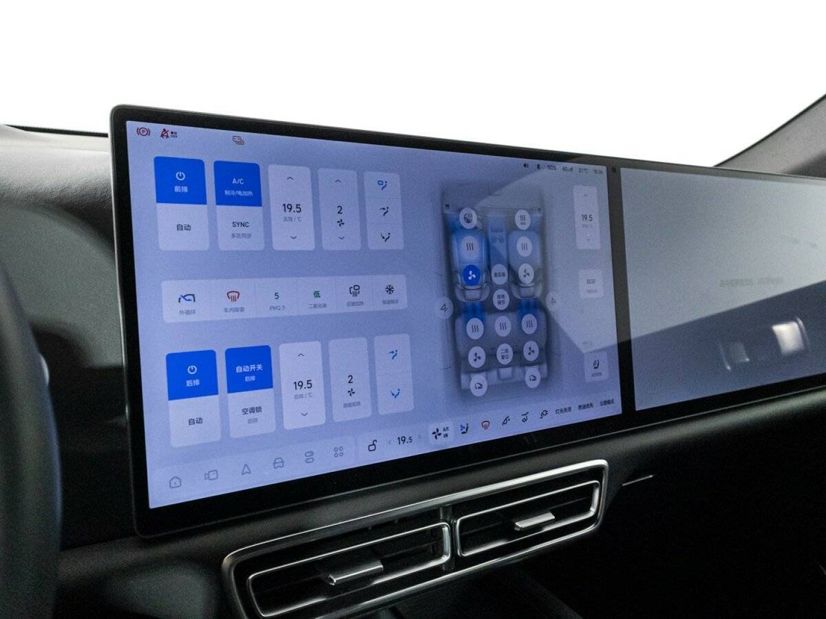 Lixiang L7 52.3 kWh, 2024 Фото №25