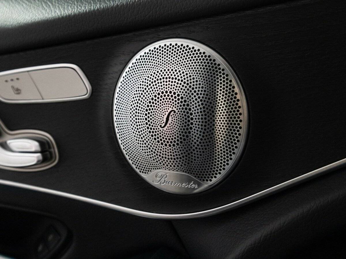 Mercedes-Benz GLC 300, 2018 Фото №19