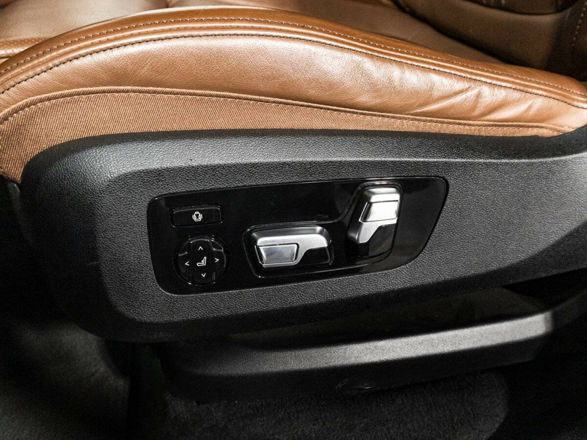 BMW X7 M50d, 2019 Фото №19