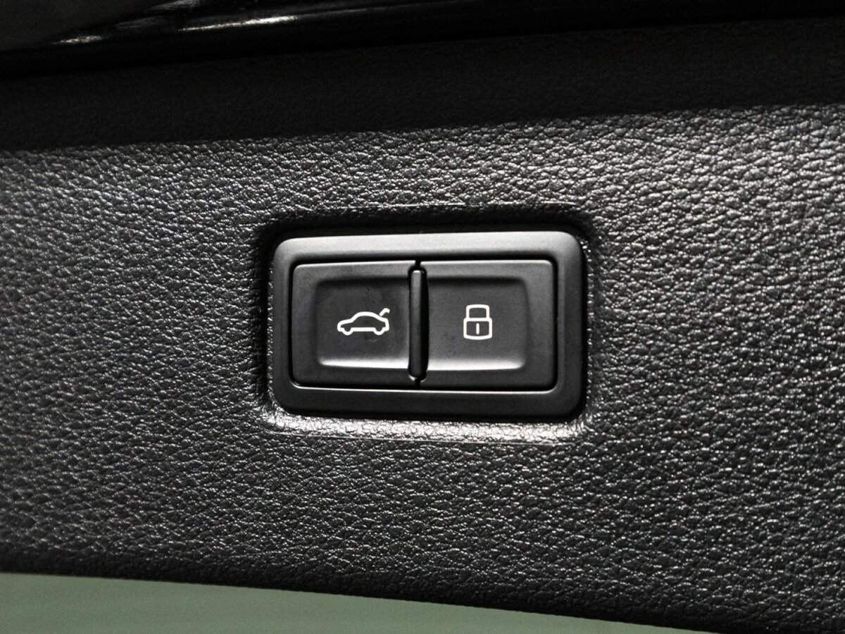 Audi Q7, 2017 Фото №34