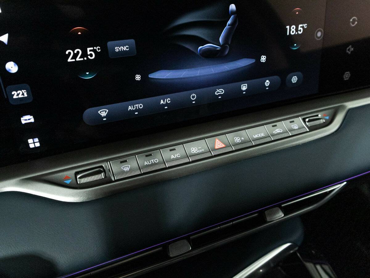 Voyah Free EVR, 2023 Фото №15