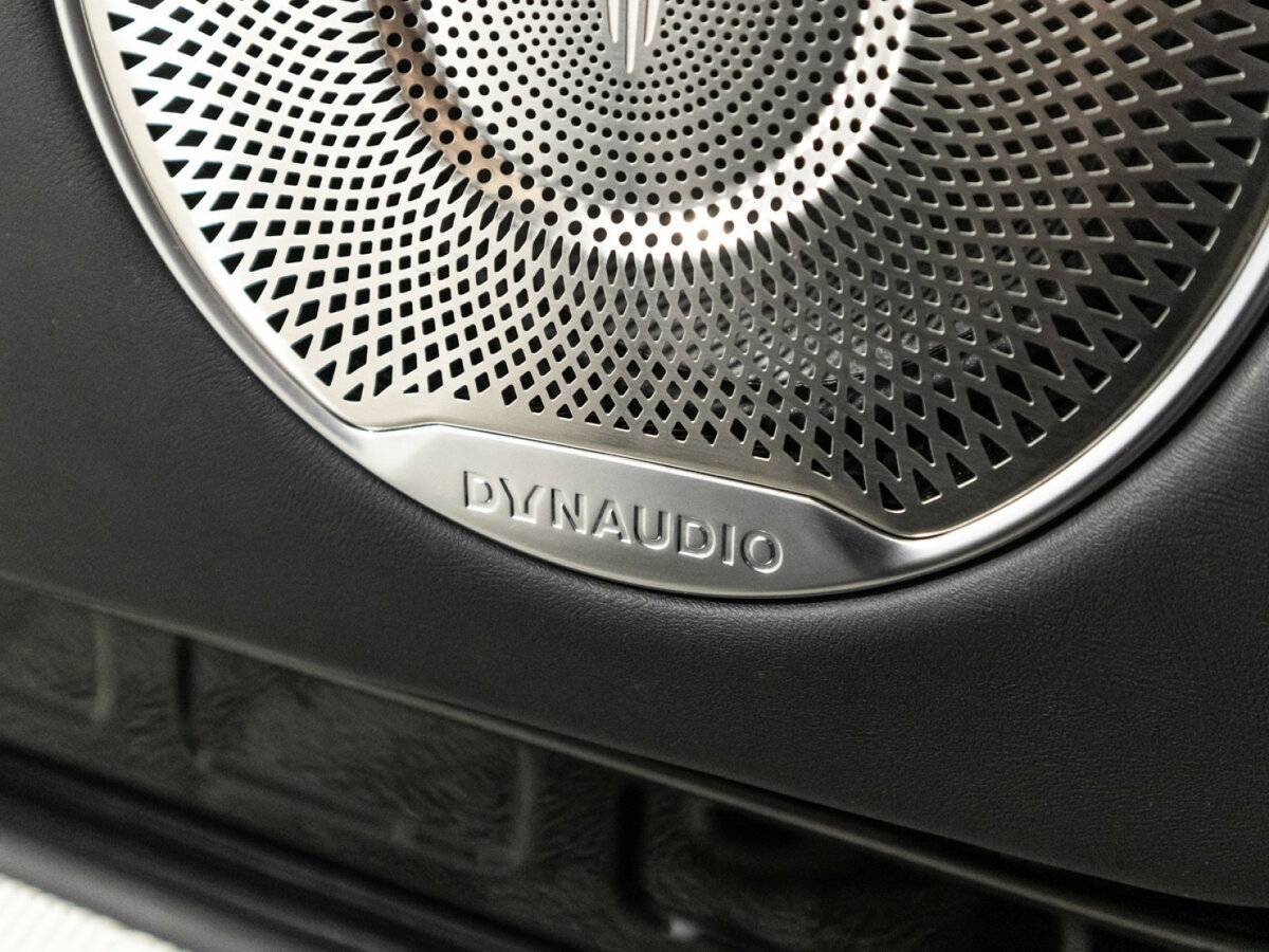 Voyah Free EVR, 2023 Фото №22