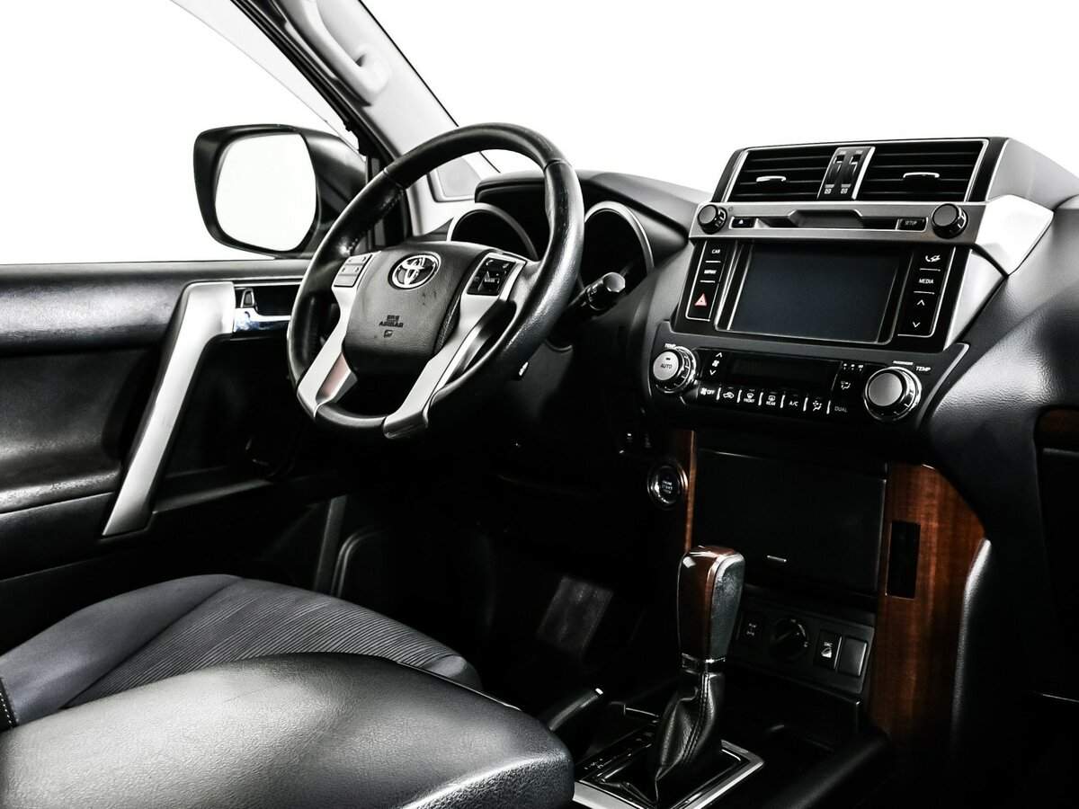 Toyota Land Cruiser Prado, 2016 Фото №9
