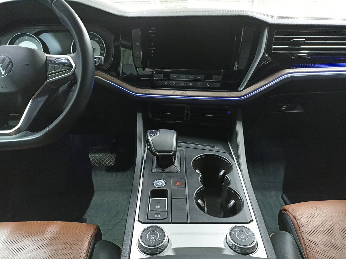 Volkswagen Touareg, 2022 Фото №15