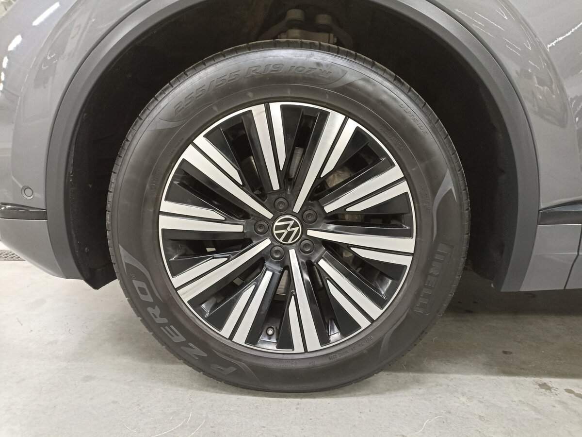 Volkswagen Touareg, 2022 Фото №18