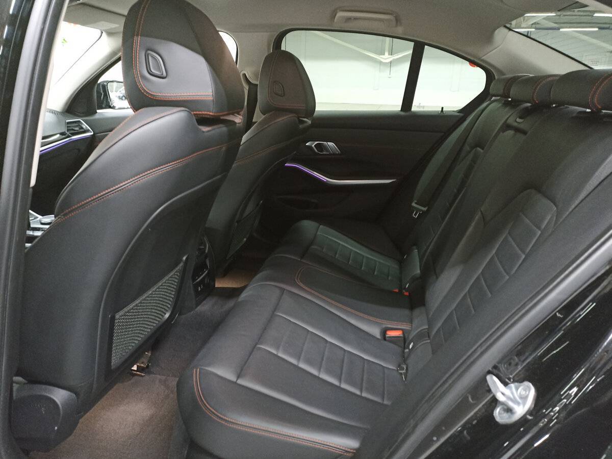 BMW 3 серии 320d xDrive, 2019 Фото №12