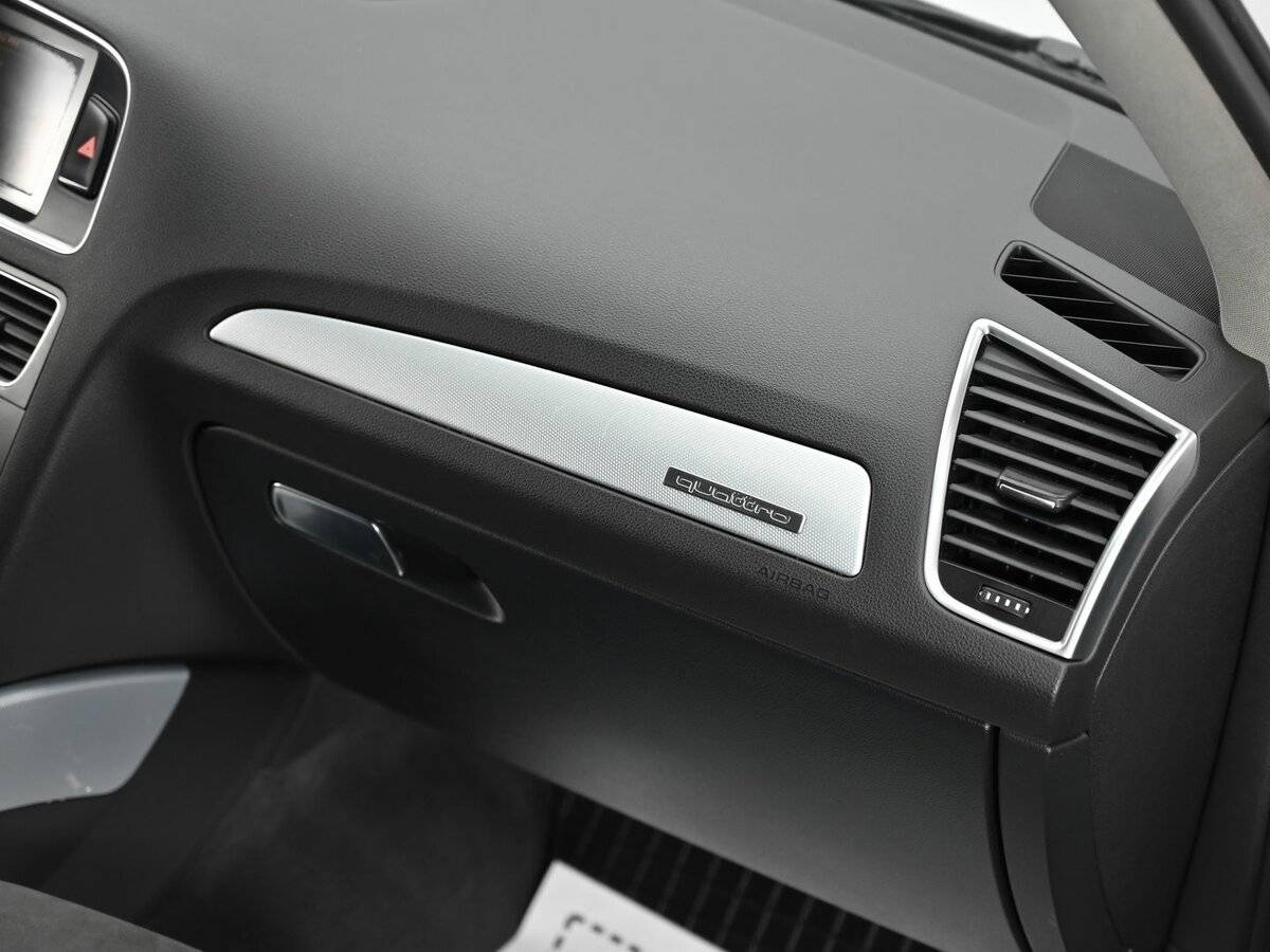 Audi Q5, 2010 Фото №12