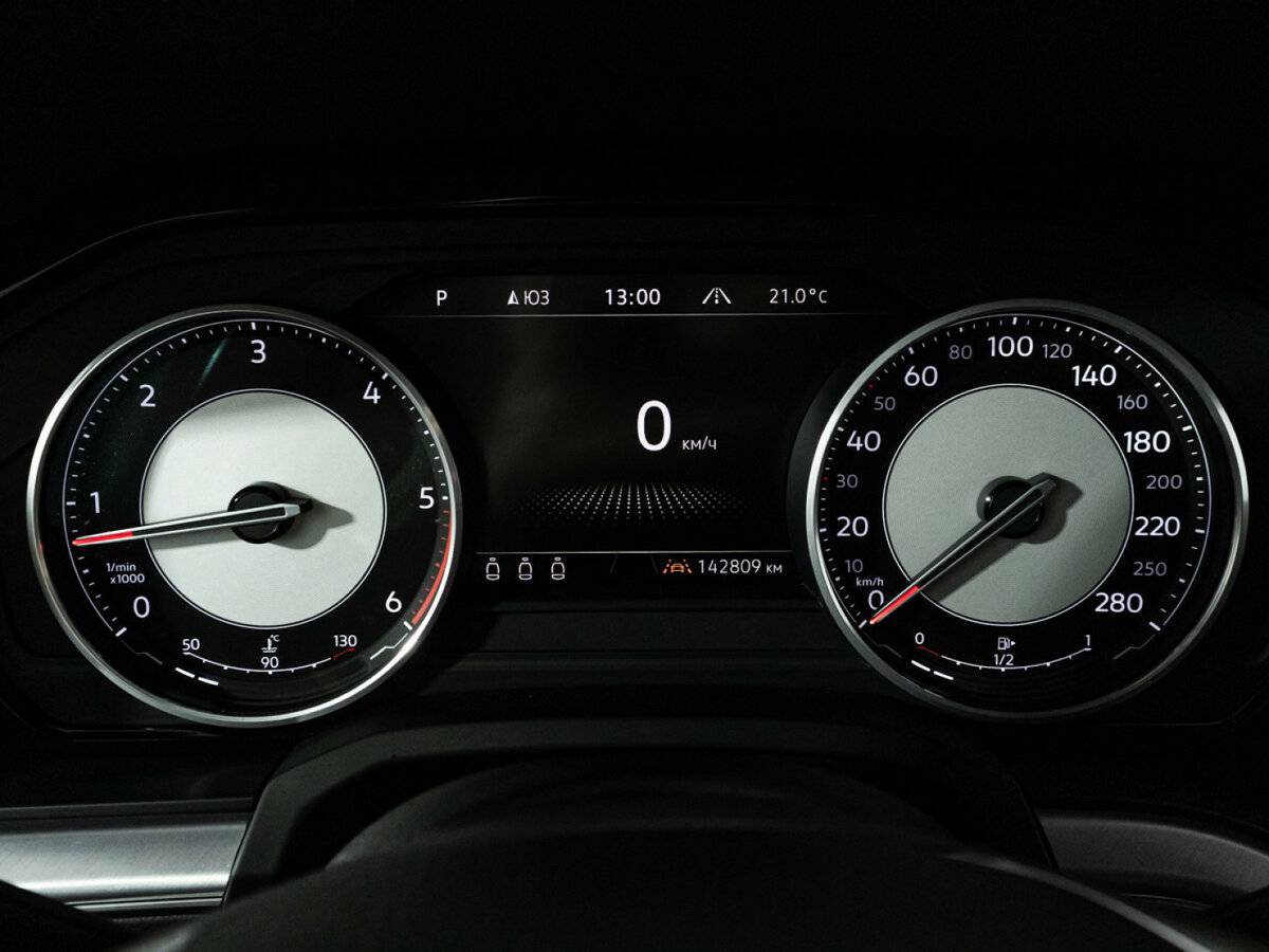 Volkswagen Touareg, 2018 Фото №12