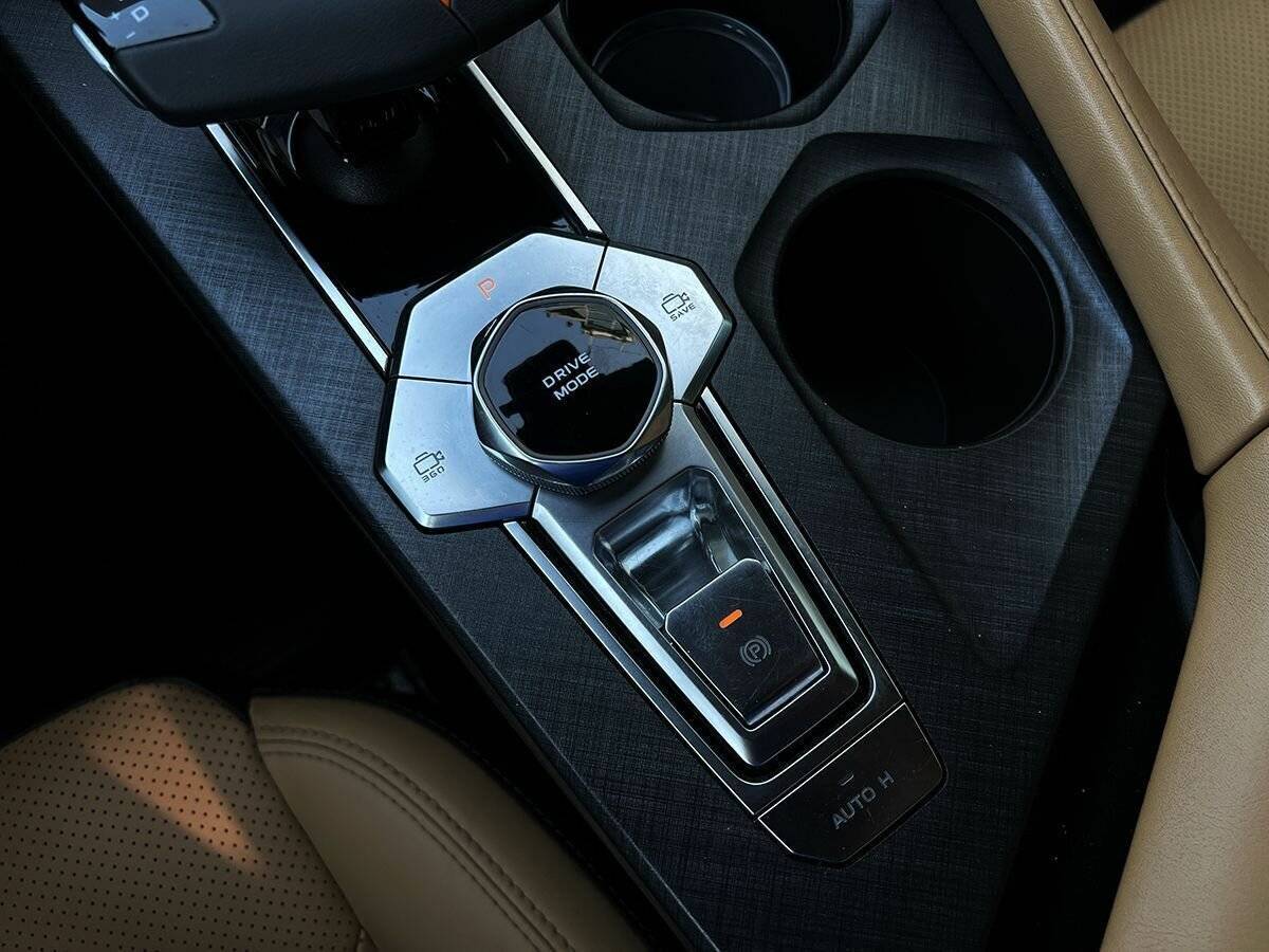 Changan UNI-V, 2023 Фото №16