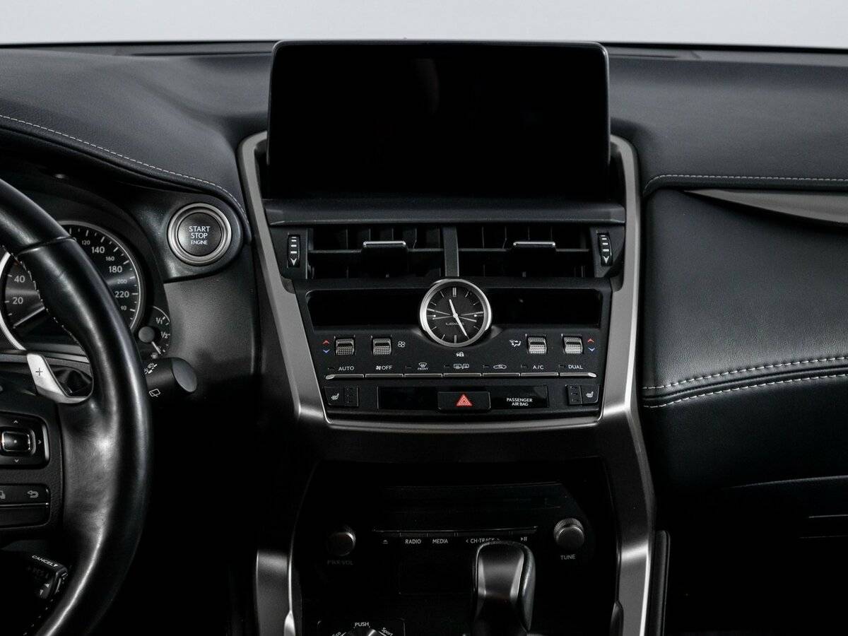 Lexus NX 300, 2019 Фото №12