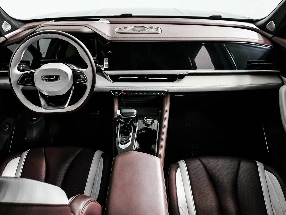 Geely Monjaro, 2023 Фото №11