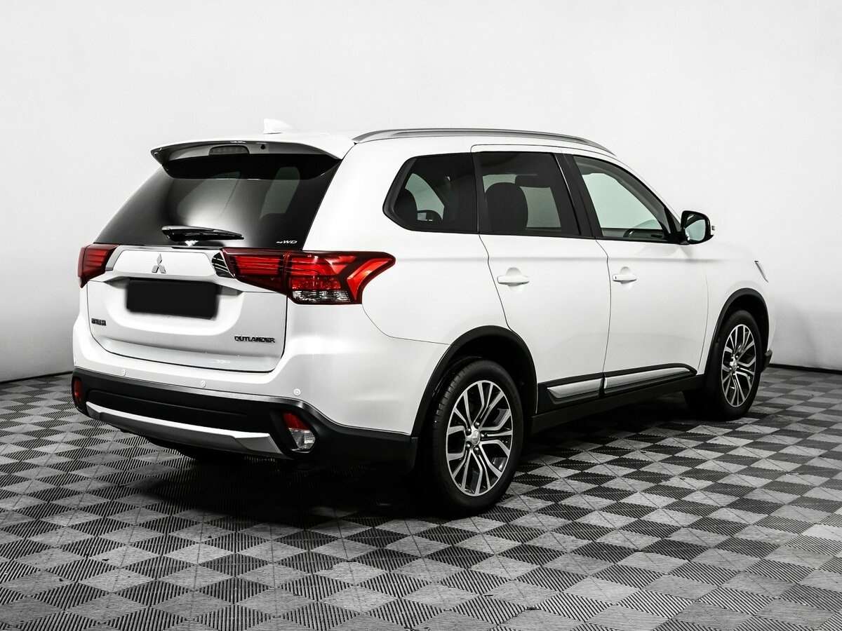 Mitsubishi Outlander, 2017 - 72 468 км. | Фото №5